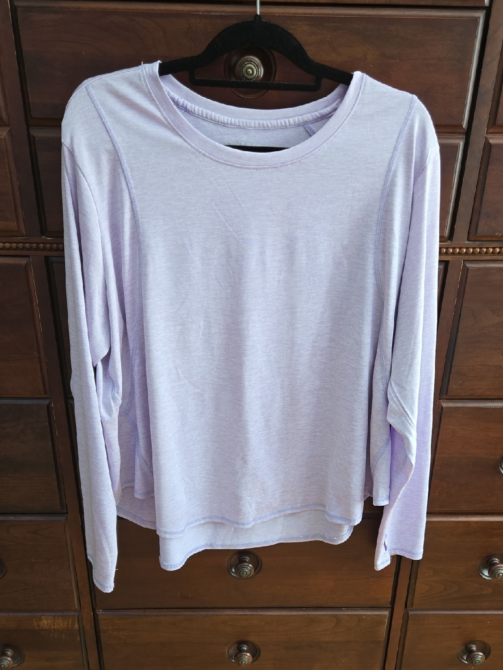 Women's BCG Pullover Tshirt Size 2x. Beautiful Lavender color. Like new!